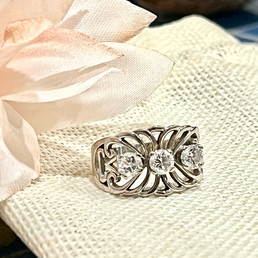 Sterling silver and CZ three stone ring size 9